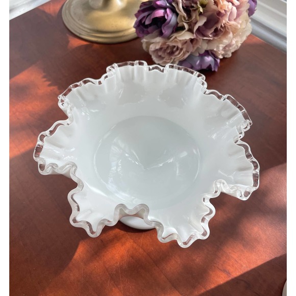 8" Round Double Crimped Comport Silver Crest - Picture 2 of 6